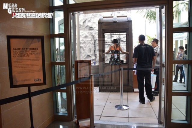 game_of_thrones_oculus_rift_at_wired_cafe__sdcc14__by_nerdgeist-d7vuoqw