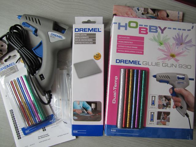 Photo by Anathiell. It  helps when your husband gives you cosplay supplies instead of flowers, although you could probably make flowers out of the supplies.  