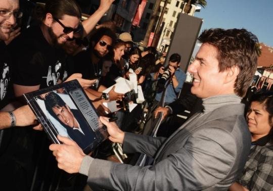 165877041dm00032-premiere-o