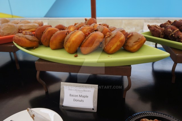 bacon_maple_donuts_at_wired_cafe_during_sdcc_2015_by_nerdgeist-d9294k3