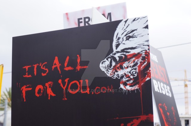 damien_marketing_at_sdcc_2015_by_nerdgeist-d96kn14