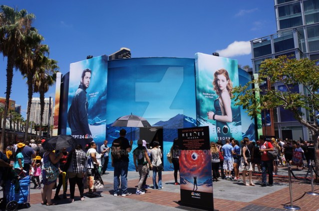 heroes_reborn_at_san_diego_comic_con_2015_by_nerdgeist-d96mf10
