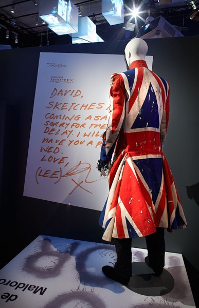 david-bowie-Union-Jack-Coat-387x600