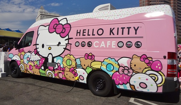 HelloKittyCon_CafeTruck